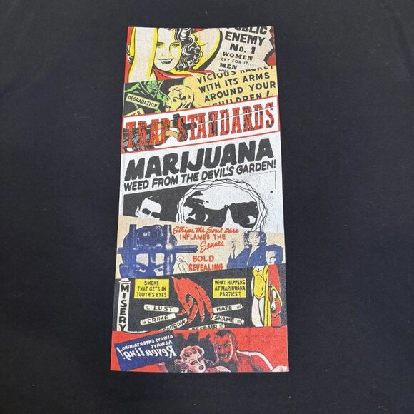 Hot Topic T Shirt Reefer Madness Graphic Comic Style Men's 2 XL Black - Picture 1 of 8
